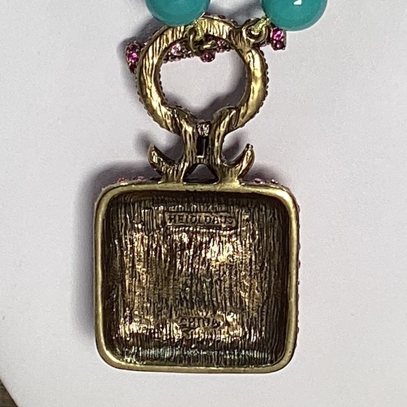 Heidi Daus Necklace- Tantalizing Trio Beaded Crystal Drop Toggle - Picture 4 of 4